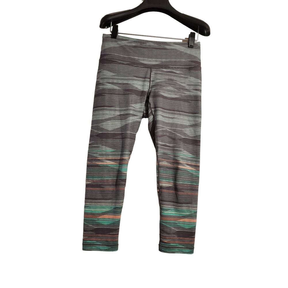 PrAna Pillar Printed Ashy Sunrise Yoga Capri Leggings Womens Size S Southwestern